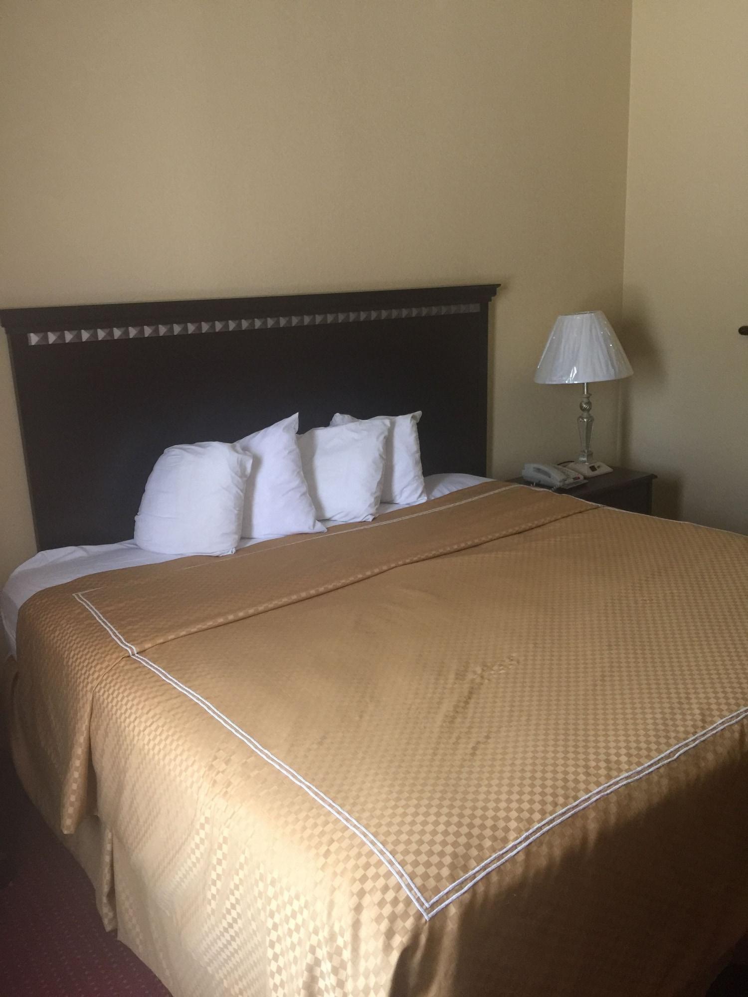 Comfort Suites Laredo Exterior photo