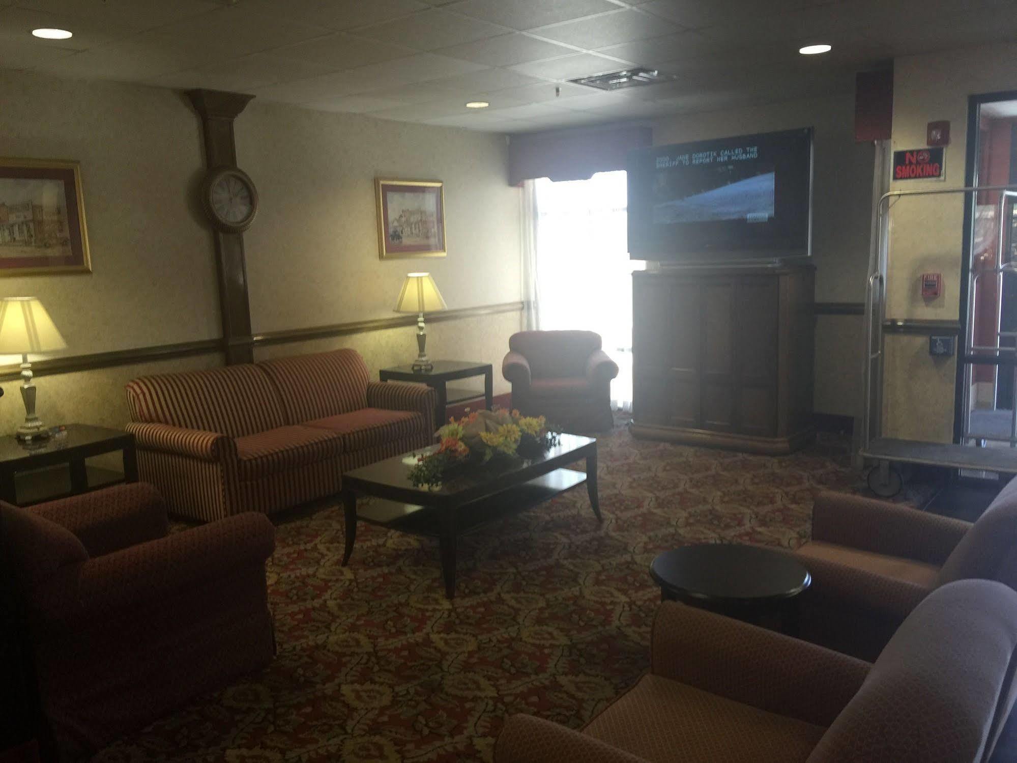 Comfort Suites Laredo Exterior photo